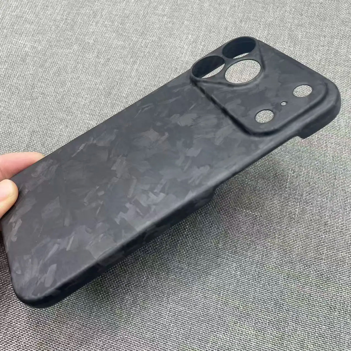 AKATIP Forged Carbon Fiber for iPhone 17Pro Max Ultra Protective Case Gold Foil Anti-Drop Shockproof Carbon Fiber 17Pro Mobile