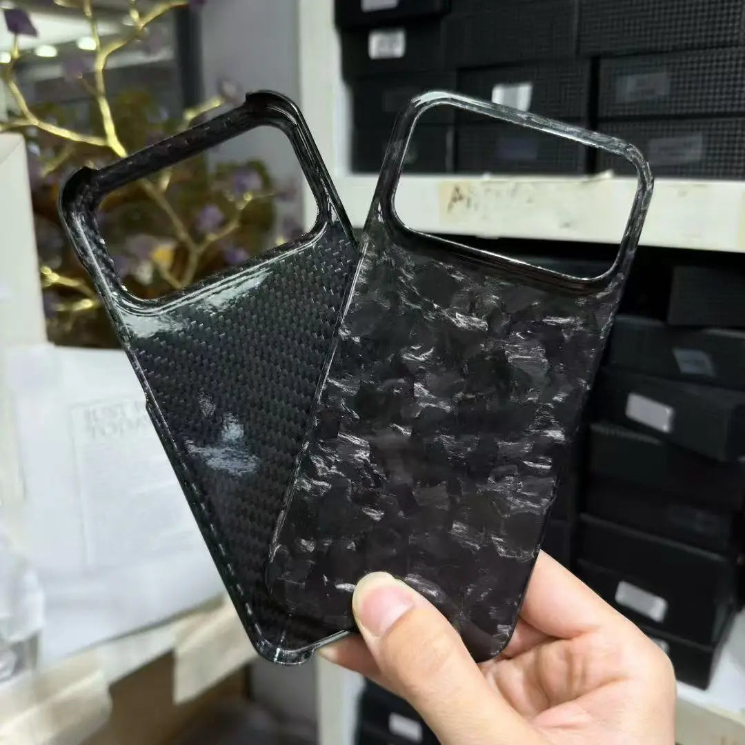 AKATIP Forged Carbon Fiber for iPhone 17Pro Max Ultra Protective Case Gold Foil Anti-Drop Shockproof Carbon Fiber 17Pro Mobile
