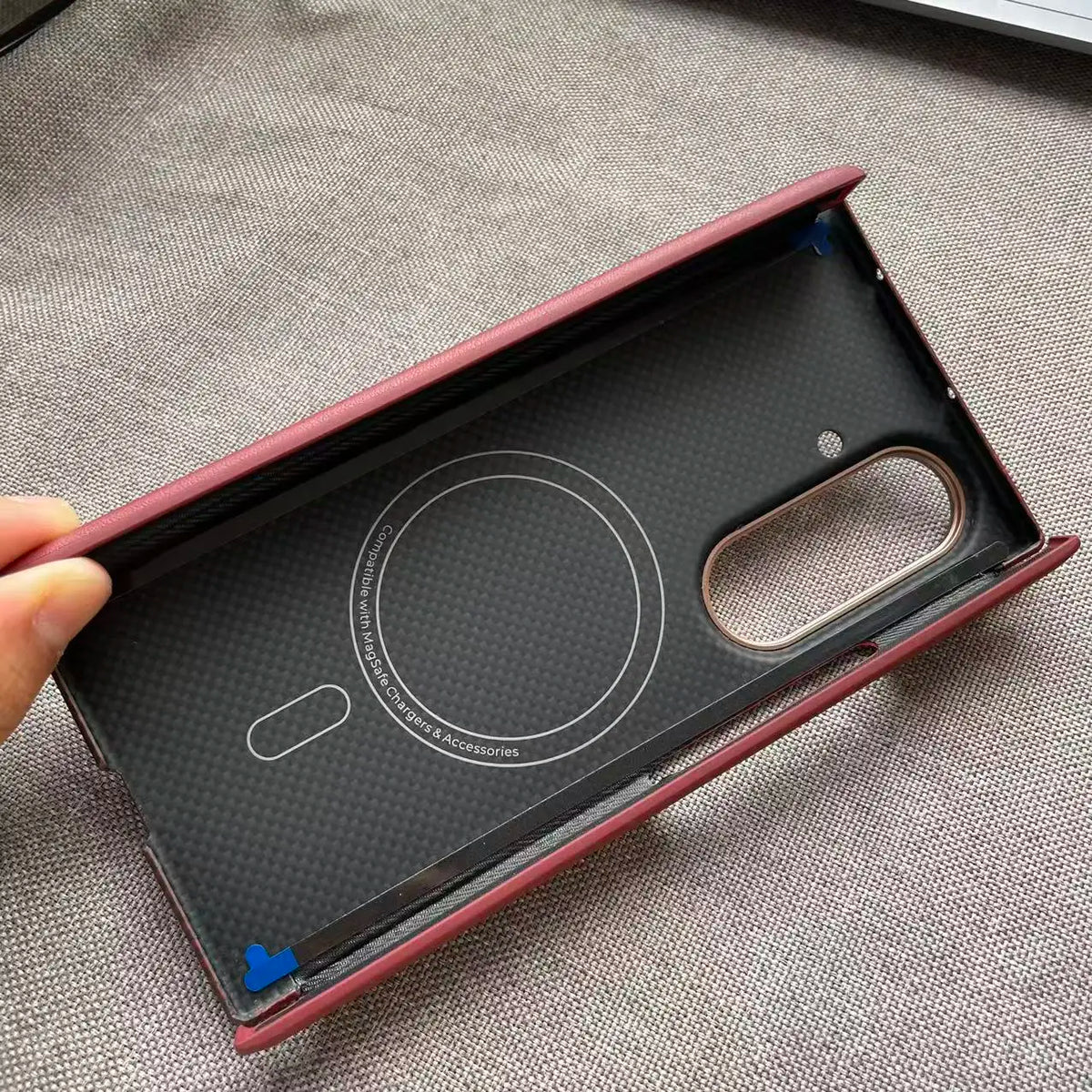 AKATIP For Samsung Z TriFold MagSafe Magnetic Double Central Axis Mobile Shockproof and Shock-Absorbing New Model