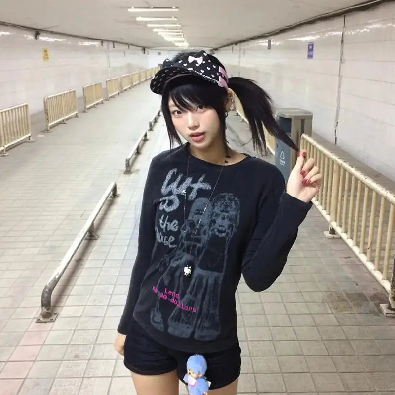 Tonngirls Harajuku Print Graphic Tops Long Sleeve Cartoon Y2k Aesthetic Tee Tops Black Vintage Tops Japanese 2000s Streetwear